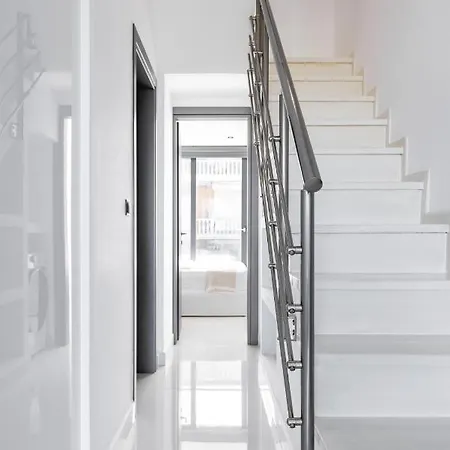 Sky Island House - Design Maisonette Kallithea *