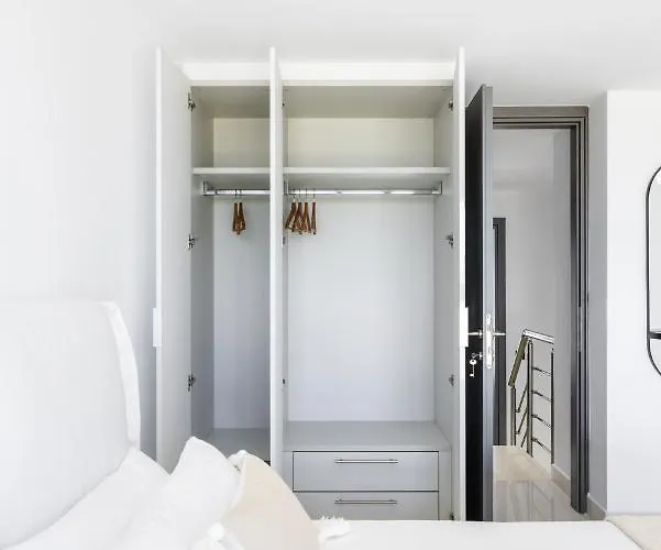 Sky Island House - Design Maisonette Kallithea 펜션